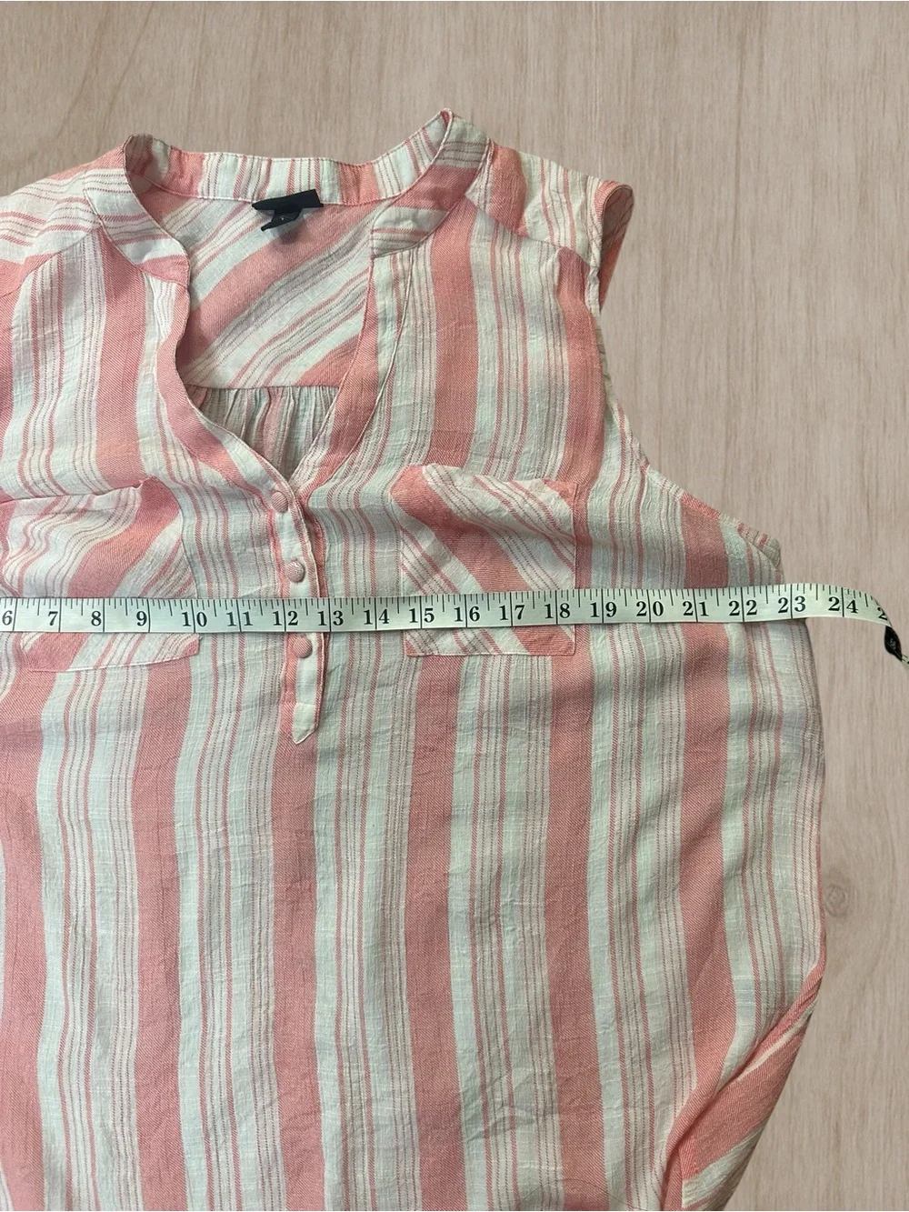 TORRID Women’s Sleeveless Pink and Cream Striped V-Neck Blouse Size 1